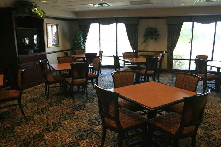 Hampton By Hilton Oklahoma City I-40 East- Tinker Afb Midwest City Restaurant photo