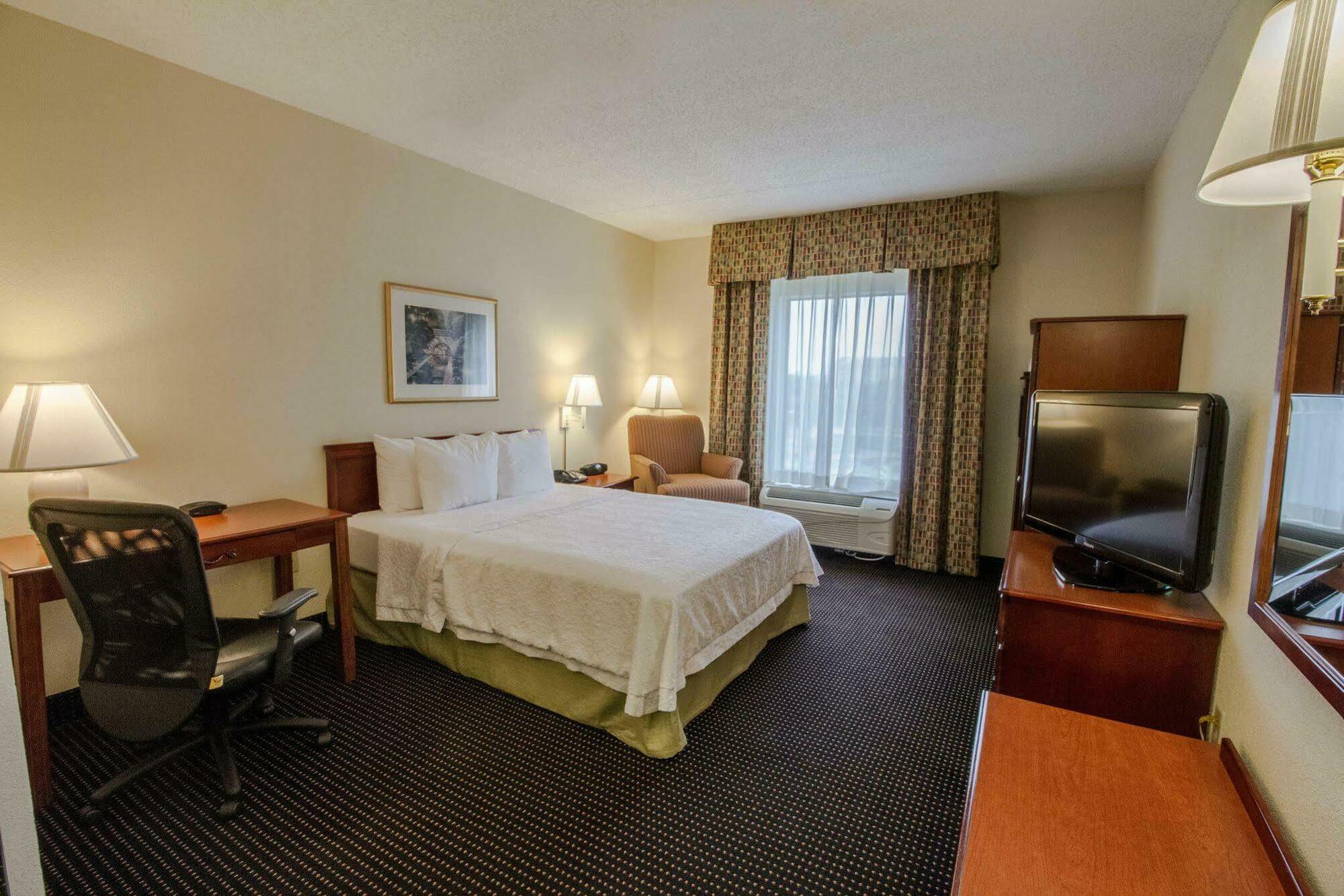 Hampton By Hilton Oklahoma City I-40 East- Tinker Afb Midwest City Exterior photo